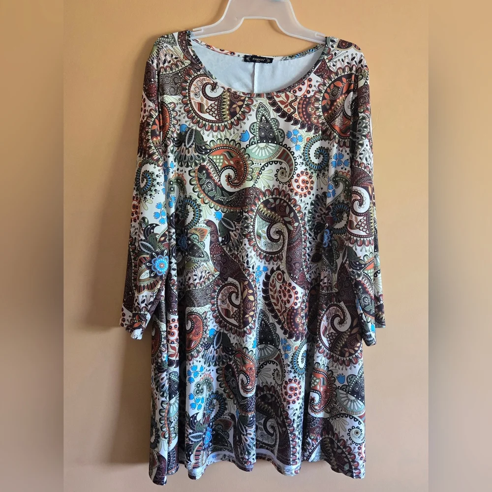 Enmain Paisley Top or Dress, 2XL (PTP=23") - Picture 2 of 4